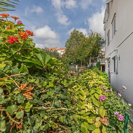 Apartment Ive Mlini Buitenkant foto
