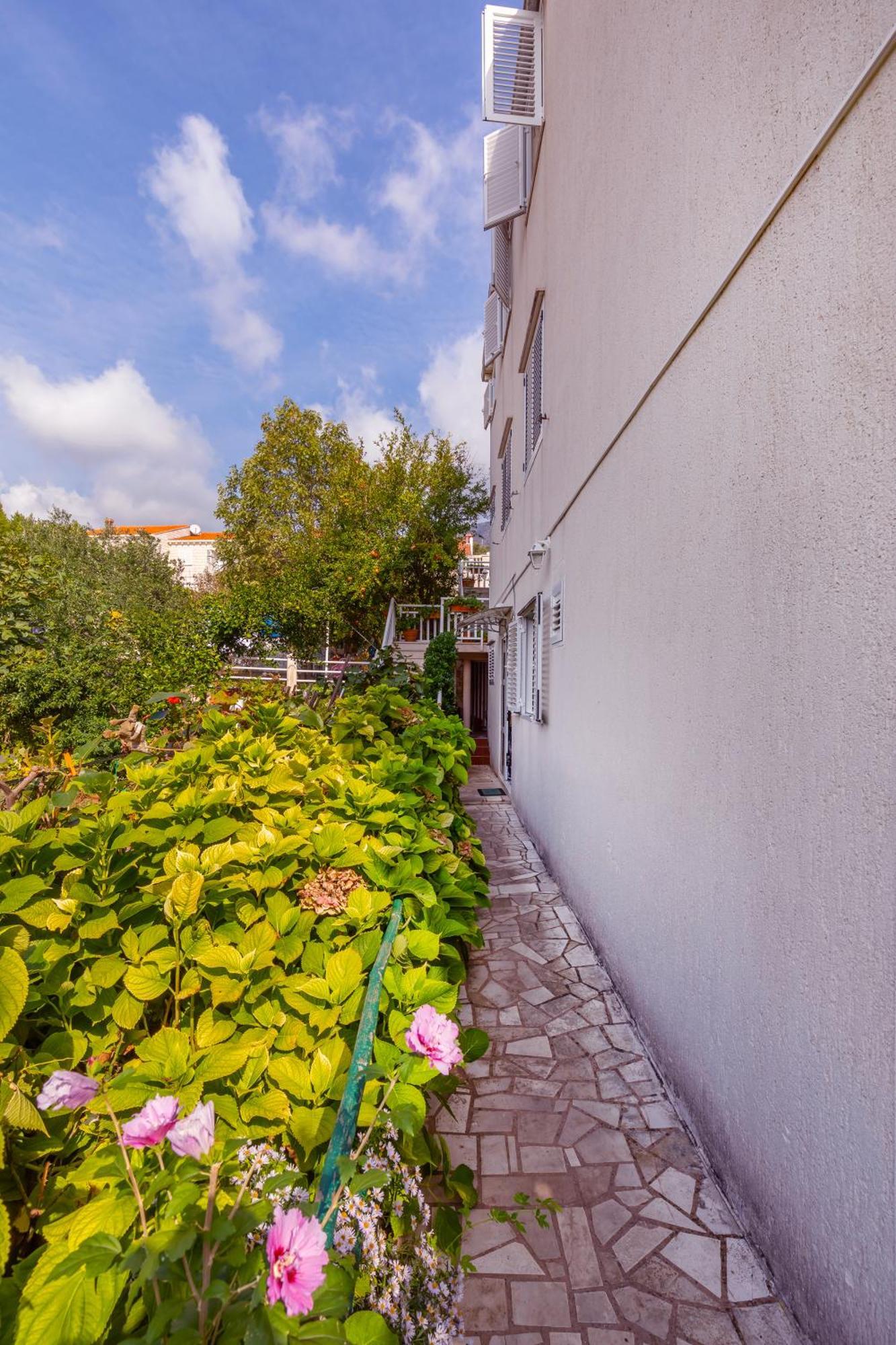 Apartment Ive Mlini Buitenkant foto