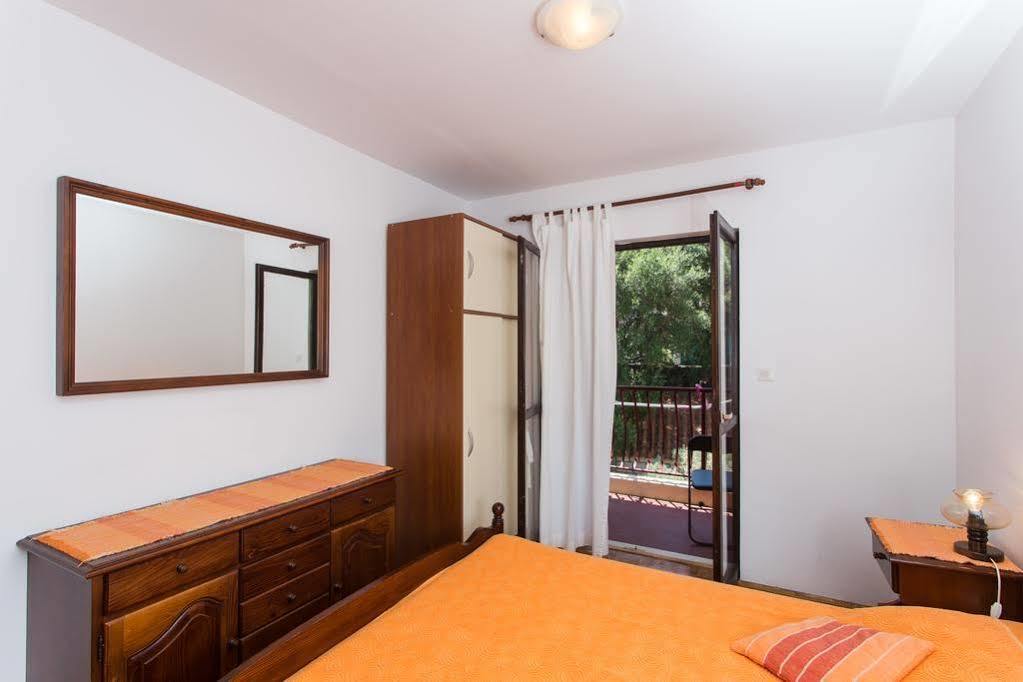 Apartment Ive Mlini Buitenkant foto