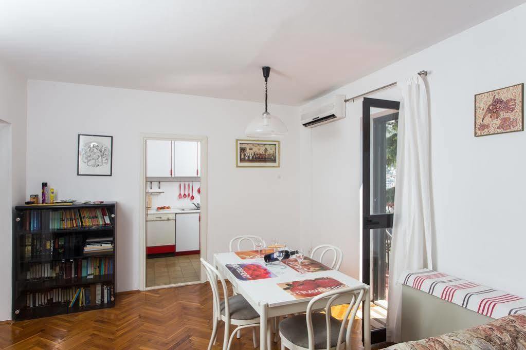 Apartment Ive Mlini Buitenkant foto